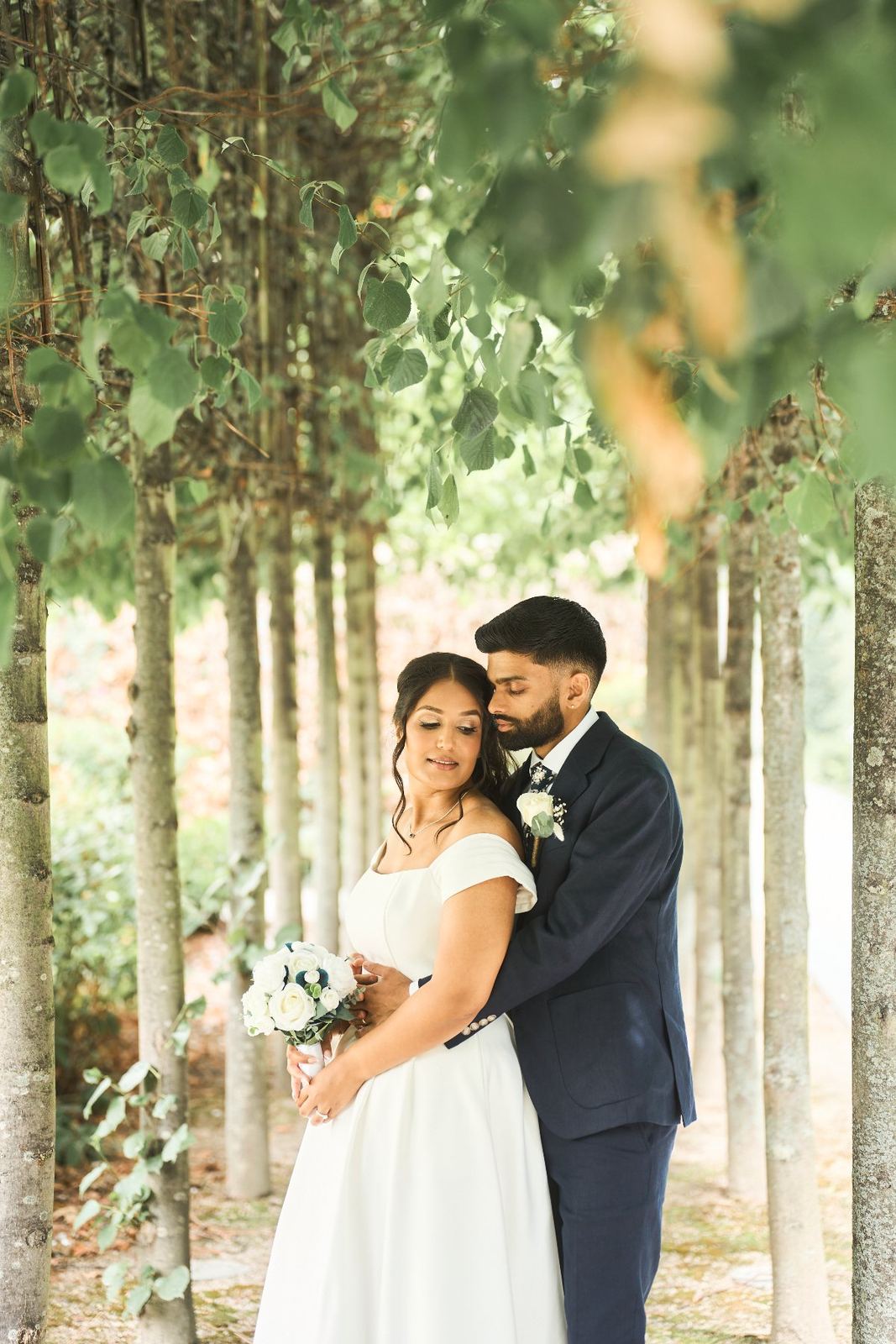 Ektaa & Hiten wedding at Brent Town Hall — Asian wedding photography by Heston Photo