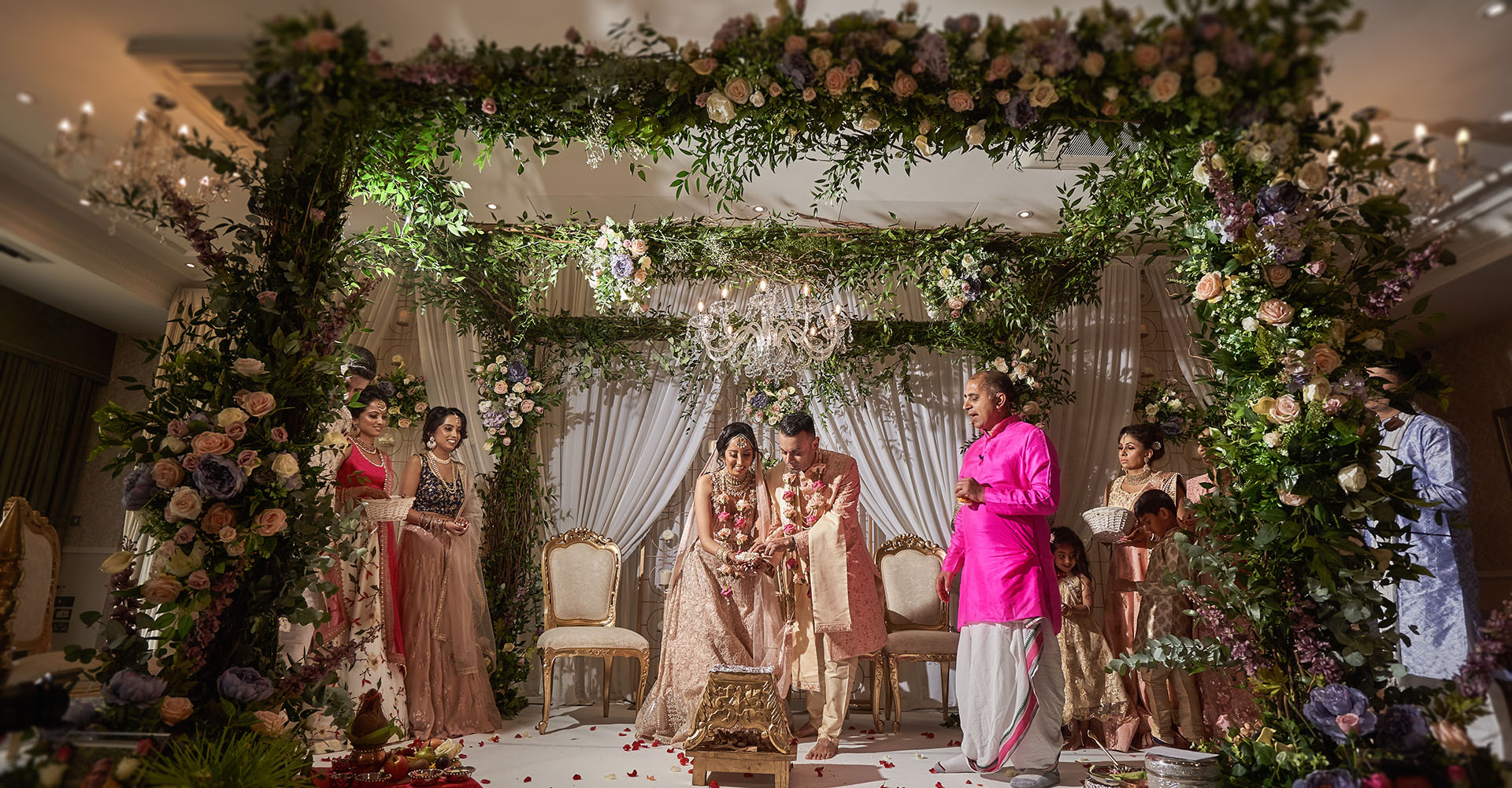 indian-asian-hindu-sikh-photographer-photography-london-shendish-manor-wedding-indian-wedding-arjun-pandey-indian-asian-hindu-sikh-photographer-photography-london